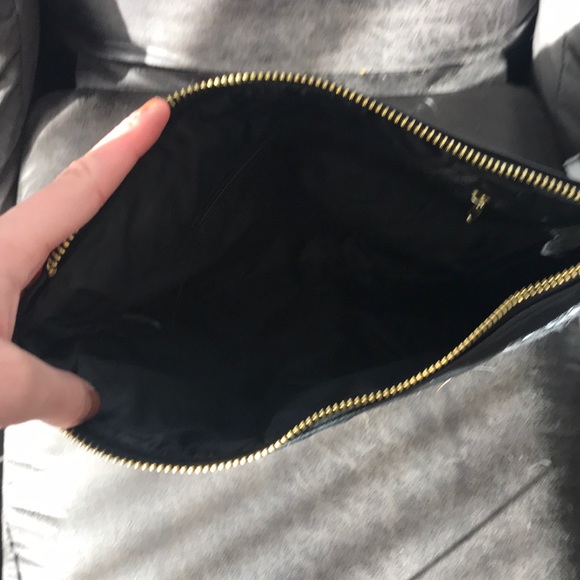 Small/Medium purse - Picture 2 of 2